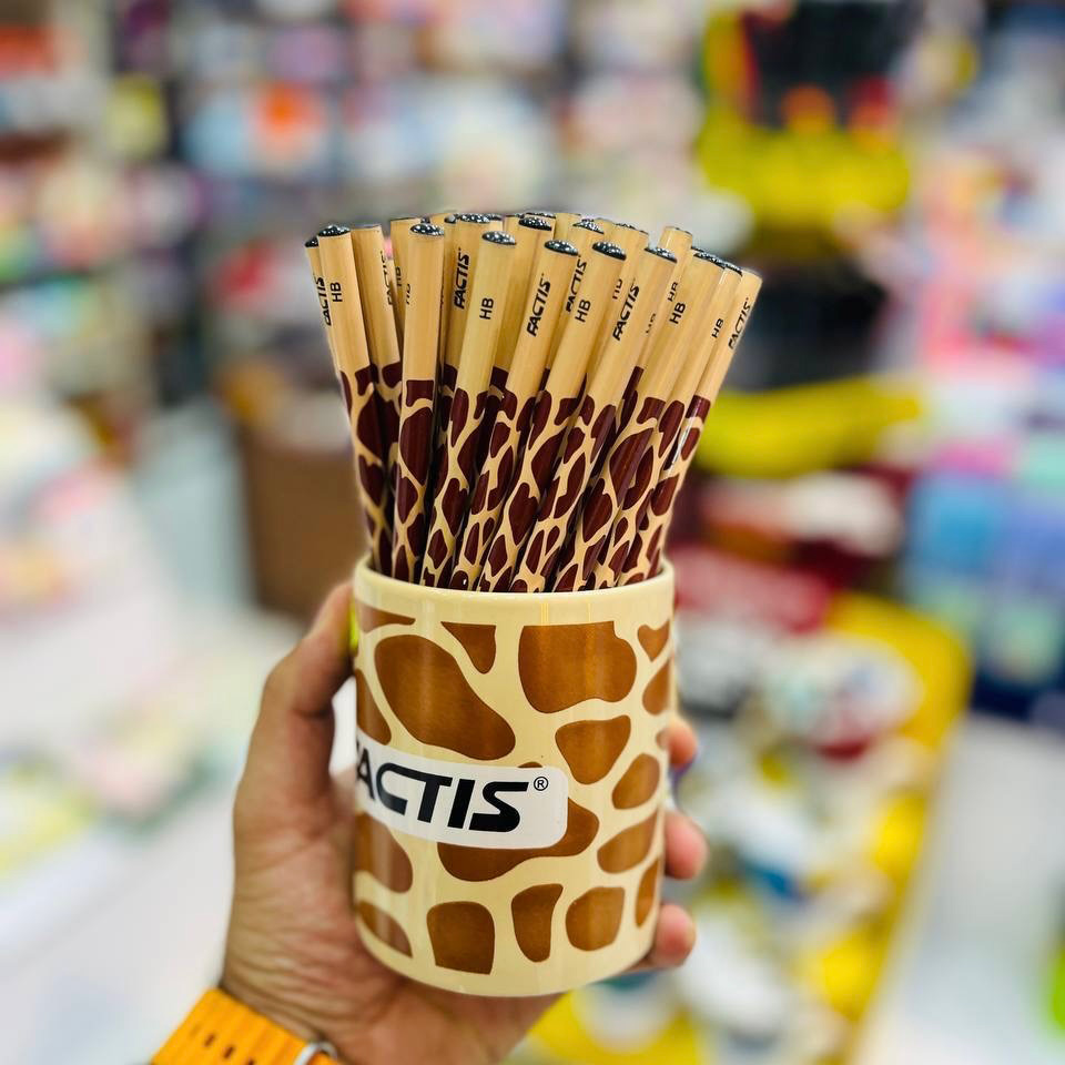 تصاویر مداد مشکی فکتیس FACTIS مدل حیوانات طرح زرافه کد ۰۴۵۷۴۸ مداد مشکی فکتیس FACTIS مدل حیوانات طرح زرافه کد ۰۴۵۷۴۸